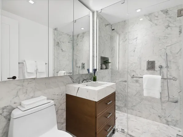 210 Warren Street 9B image 9 of 9