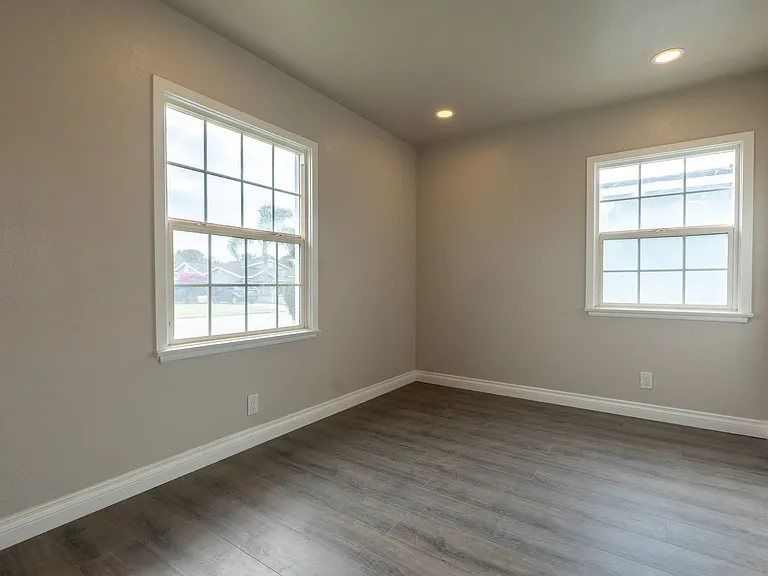 14043 Mystic St — Photo 11