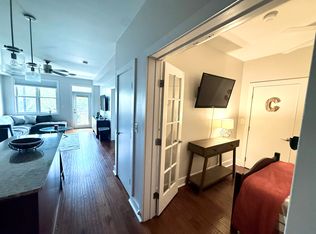 245 15th St SE #201, Washington, DC