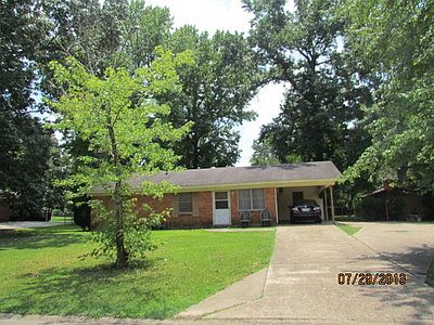 2nd image of 1707 S Mississippi St