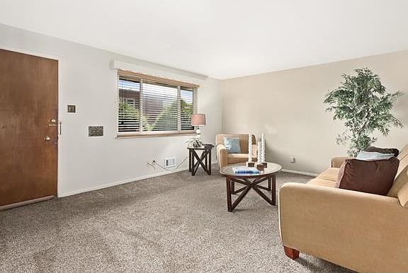 5th image of 3541 W Louisiana Ave