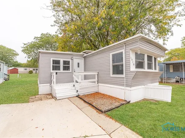1410 Shore Dr, Findlay, OH 45840