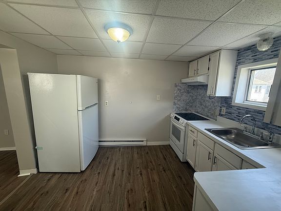 4th image of 10 Pugh St #10