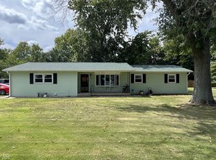 7452 N 37th St, Terre Haute, IN 47805