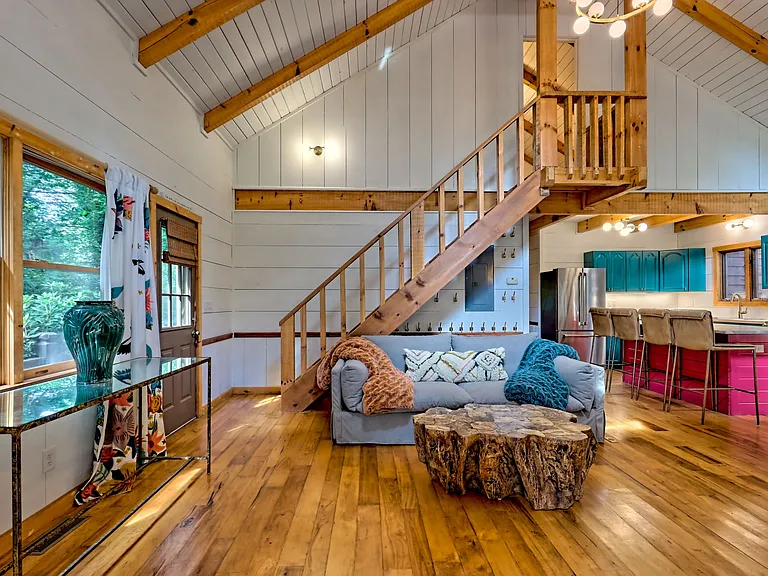 32 Hill Camp Ln — Photo 12