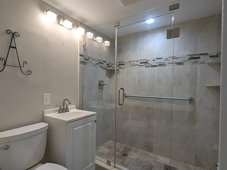 331 Tequesta Dr #123 — Photo 14