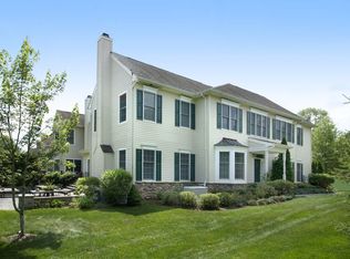 1001 Farley Rd, Whitehouse Station, NJ 08889