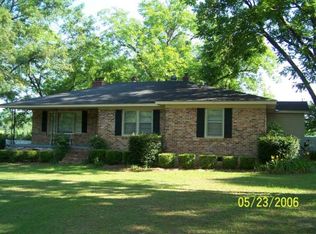 1507 Ken Gardens Rd, Albany, GA 31707