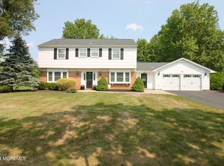 60 Kings Mountain Rd, Freehold, NJ 07728