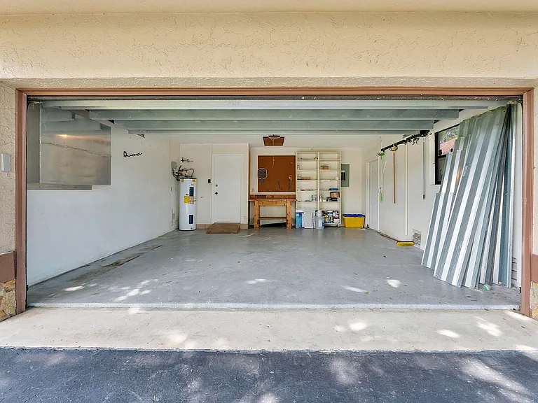 18324 181st Cir S — Photo 37