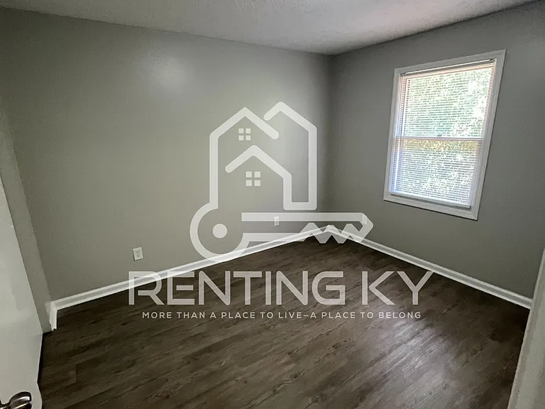1661 Foxhaven Dr — Photo 10