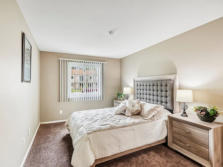 35-web-or-mls-353 Andover Dr Unit 1K-S1007-014
