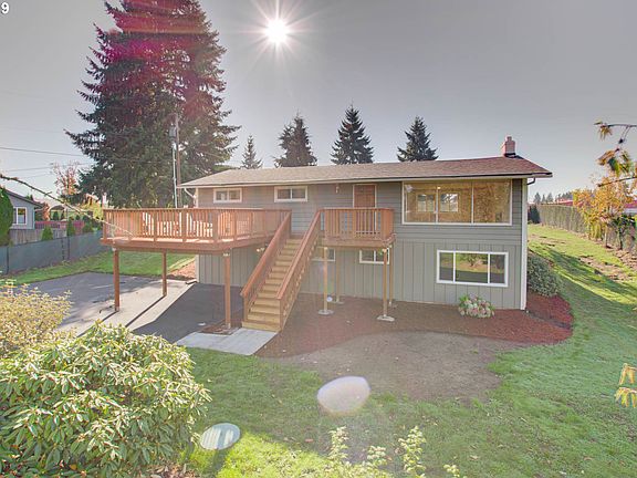 3rd image of 3313 NE 82nd St