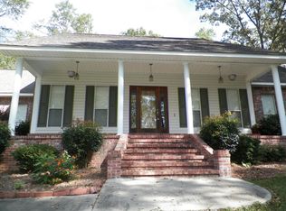 16 Merritt Rd, Petal, MS 39465