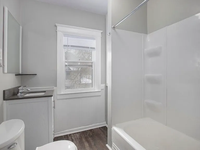 1424 Portage St #2 — Photo 11