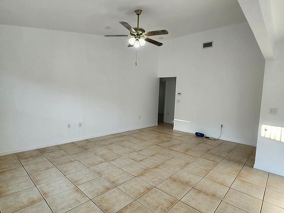 2nd image of 2273 Bahia Vista St
