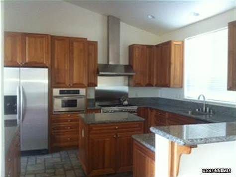 3rd image of 3832 Sweetland Dr