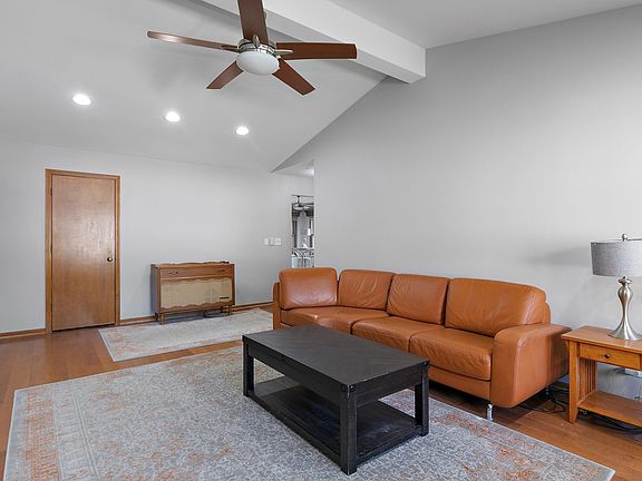 3rd image of 1984 Sandy Creek Dr #11