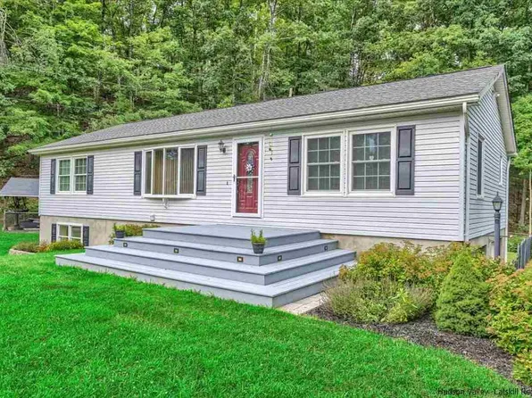 33 Beesmer Road, West Hurley, NY 12491