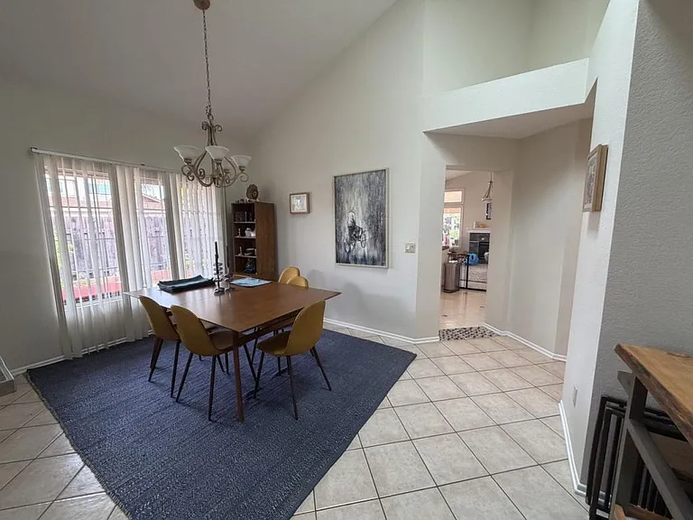 11995 Thomas Hayes Ln — Photo 5