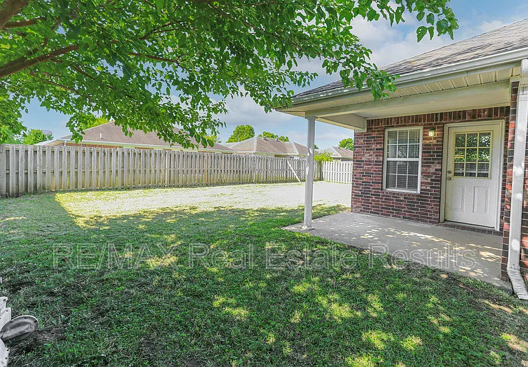 3703 SW Carriageway Ave — Photo 27
