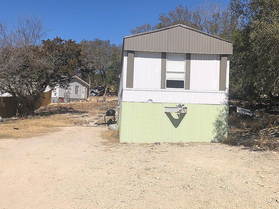 226 Bat Masterson Dr, Bandera, TX 78003 Zillow