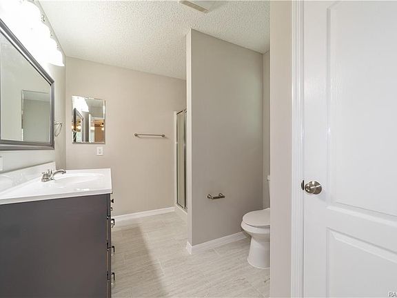 5th image of 3024 Sandy Ln