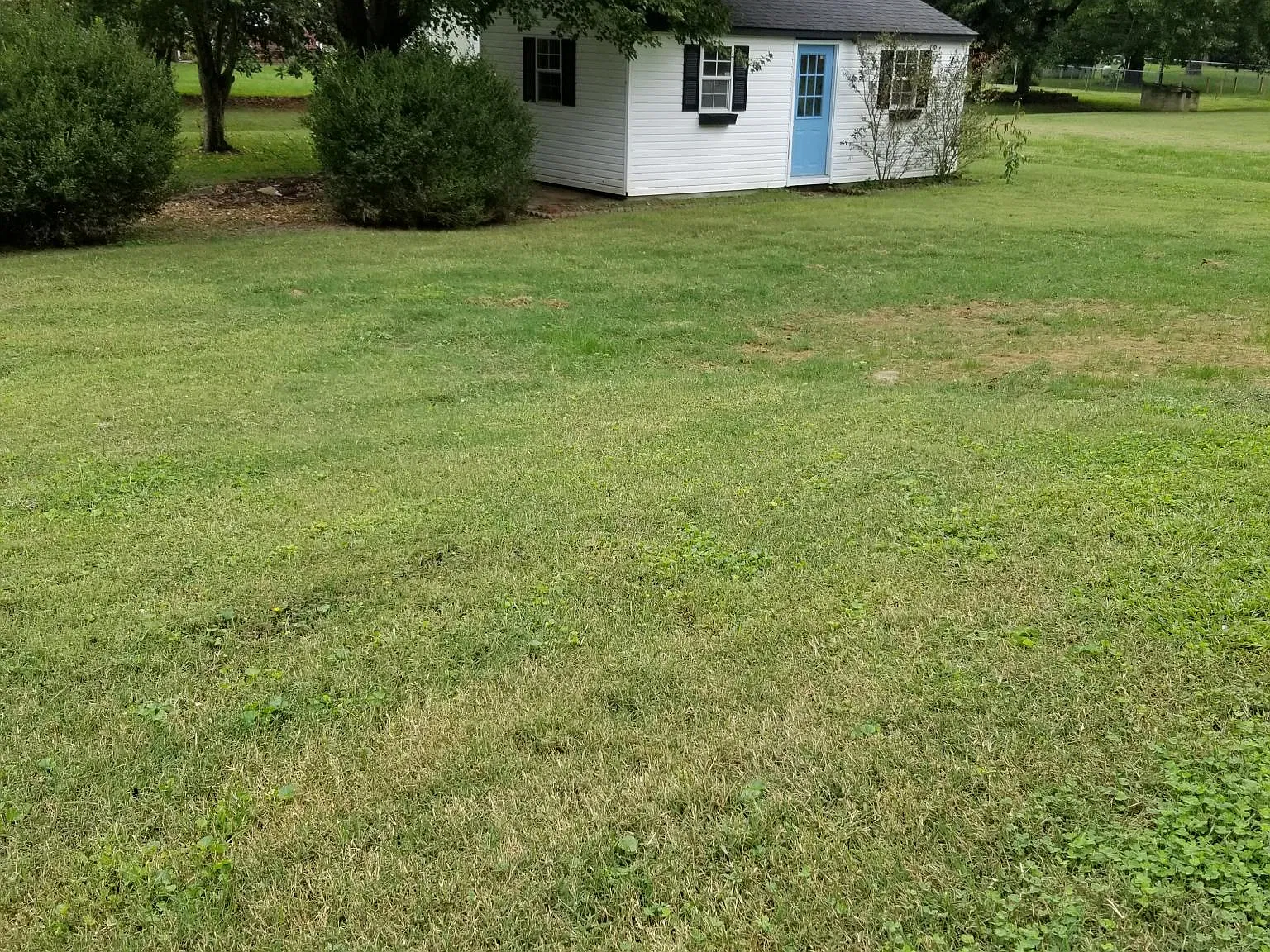 8256 Meadowview Ln — Photo 3