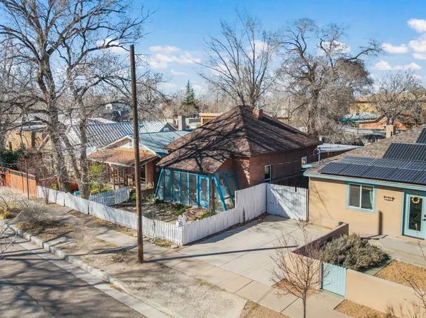 1305 Marble Ave NW, Albuquerque, NM 87104