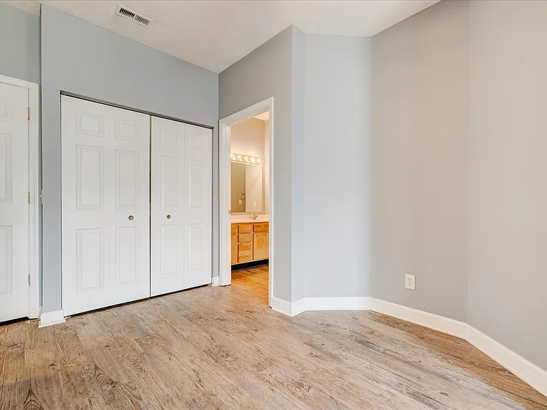 Cross Lake Apartments — Photo 18