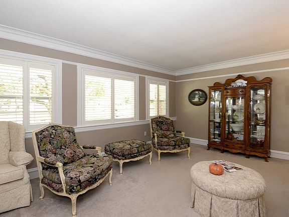 5th image of 2146 Alameda St