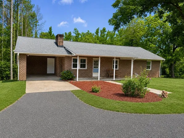 556 Leagan Dr, Blacksburg, SC 29702