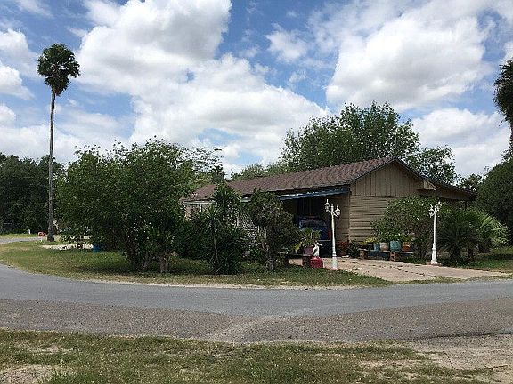 2nd image of 160 Colorado St