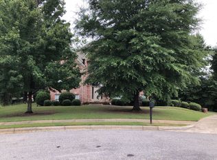 1909 Edmonton Cir, Bessemer, AL 35022
