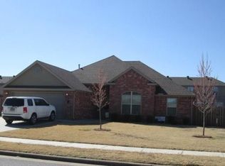 4207 SW Limestone Ave, Bentonville, AR 72712