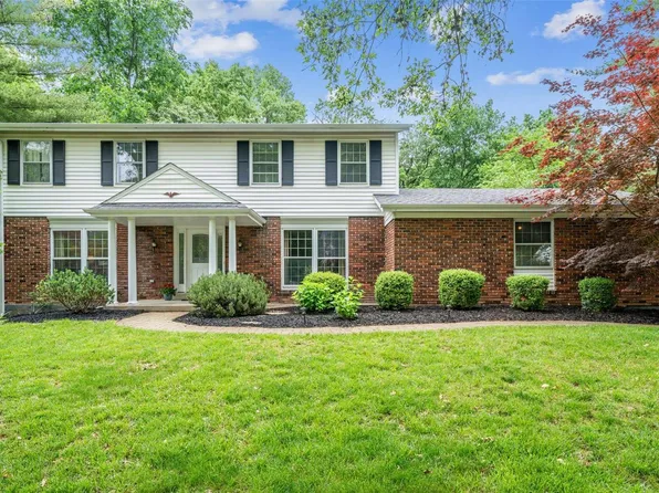 266 Kaywin Ct, Chesterfield, MO 63017