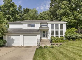 5831 Grand Oaks Dr NE, Comstock Park, MI