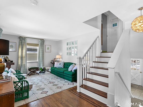 3rd image of 75 Spinning Wheel Road