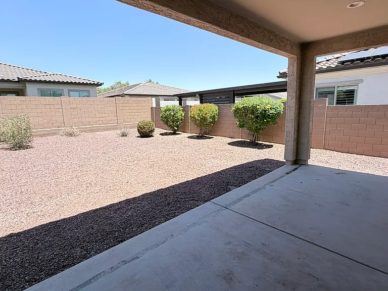 20432 W Carlton Mnr — Photo 31