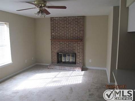2nd image of 632 W Saint Augustine St APT A