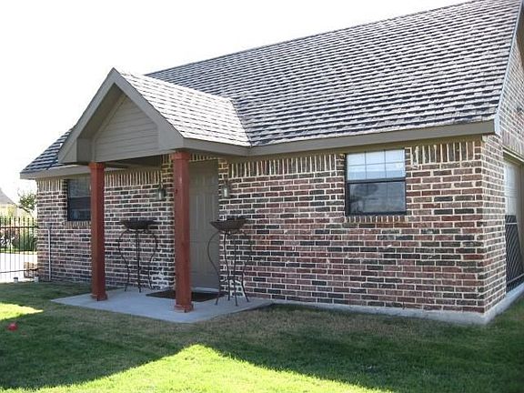 4th image of 323 Mockingbird Hill Ln