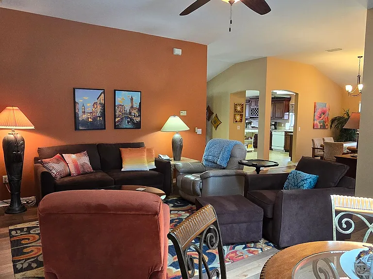 2137 Gerardo Ave — Photo 11