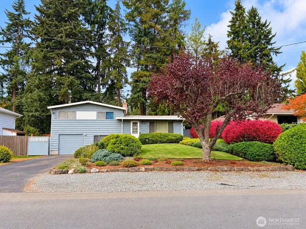 19828 80th Place W, Edmonds, WA 98026