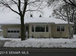 724 Saint Charles Ave, Saint Charles, MN 55972