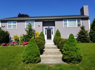 17 Homestead Ave, Fairhaven, MA 02719