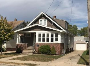 2810 63rd St, Kenosha, WI 53143