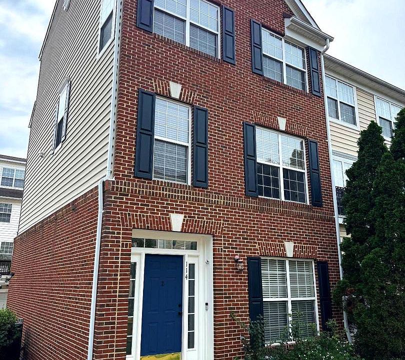 1st image of 114 Meadows Ln
