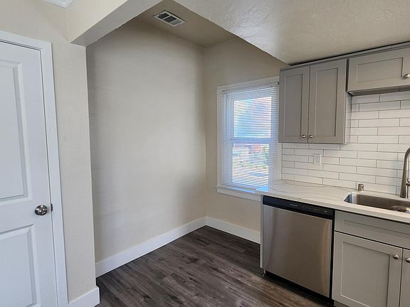 5th image of 1003 N 40th St #1033N