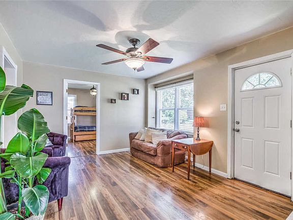 4th image of 3575 Wright Ave