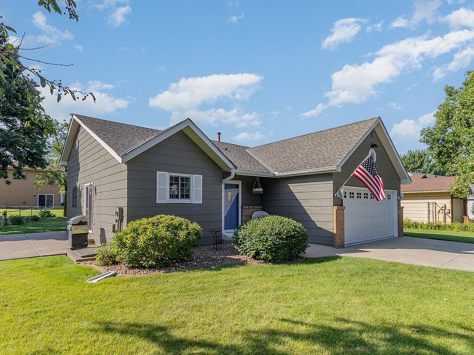 1st image of 2046 Heritage Dr